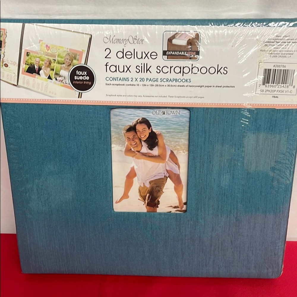 Memory Stor 2 Deluxe Blue Faux Silk Scrapbooks - 2 - 2x20 Page - Picture 3 of 5